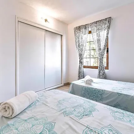 Two Bedroom Apartment In Playa De Las Americas, Free Wifi Exterior foto