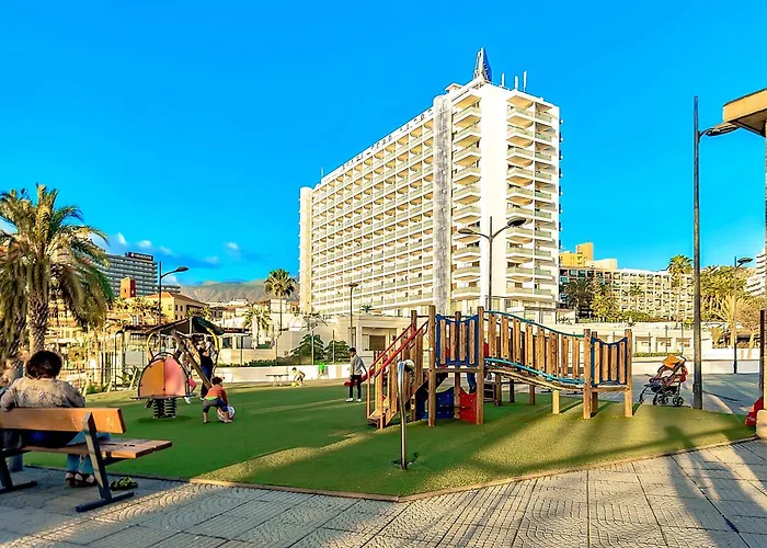 Two Bedroom Apartment In Playa De Las Americas, Free Wifi