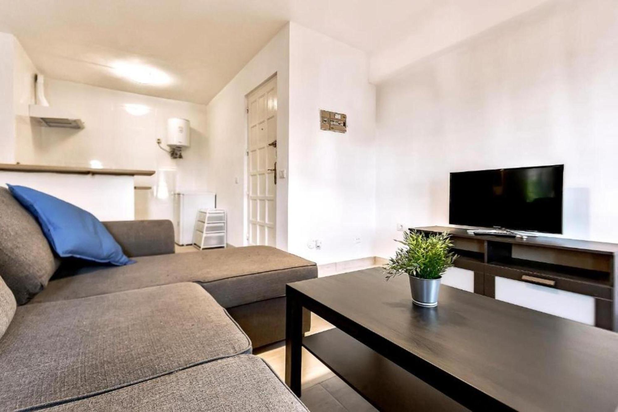Two Bedroom In Playa De Americas, Free Wifi
