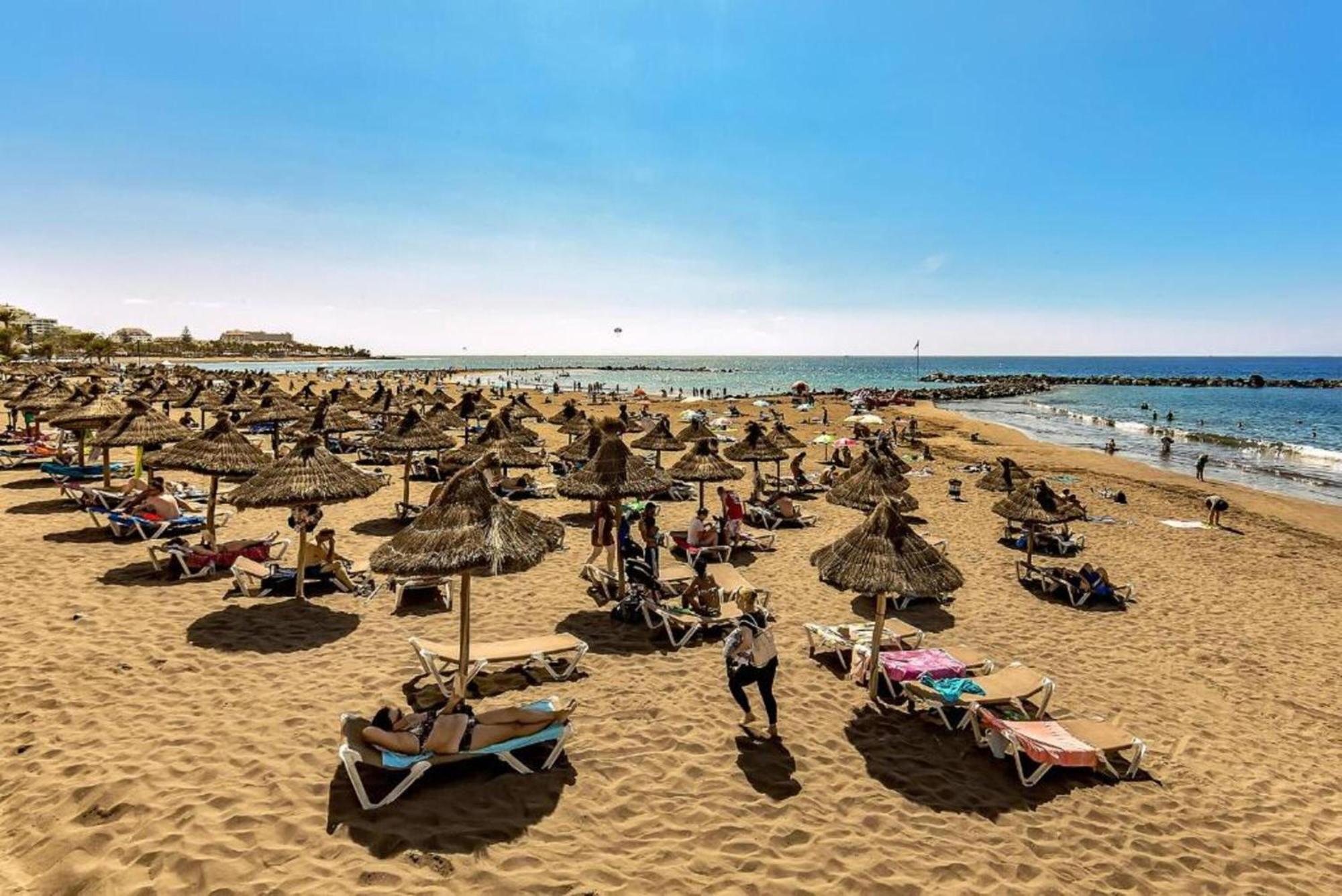 Two Bedroom In Playa De Americas, Free Wifi Apartment *